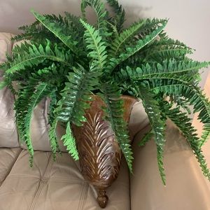 Wall sconce with Fern